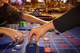 Tim dukungan pelanggan mawartoto 4d siap membantu melalui Live Chat